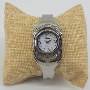 Geneva Quartz Cuff Rhinestone Round Faux Mother Pearl Dial Fashion Silver Tone